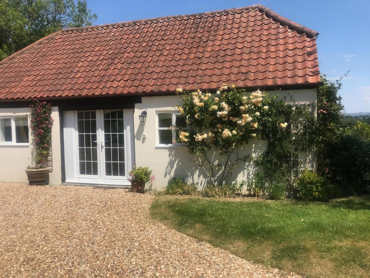 Oke Apple Cottage Shillingstone ภายนอก รูปภาพ